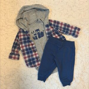 Carters Boys 6M 3-piece Fox & Plaid Set | Hooded Shacket, Onesie & Sweatpants